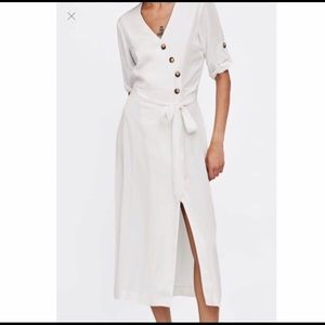 ✨SOLD✨ZARA MIDI DRESS WITH BUTTONS
